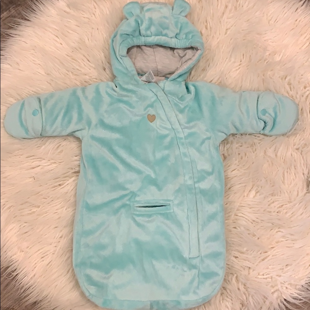 0-6 month NWOT bunting